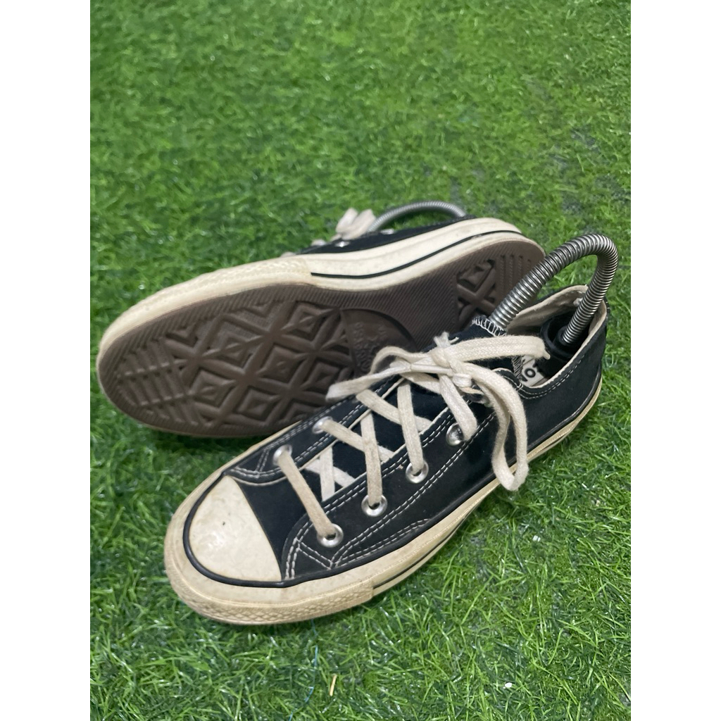 sepatu converse chuck taylor size 36,5