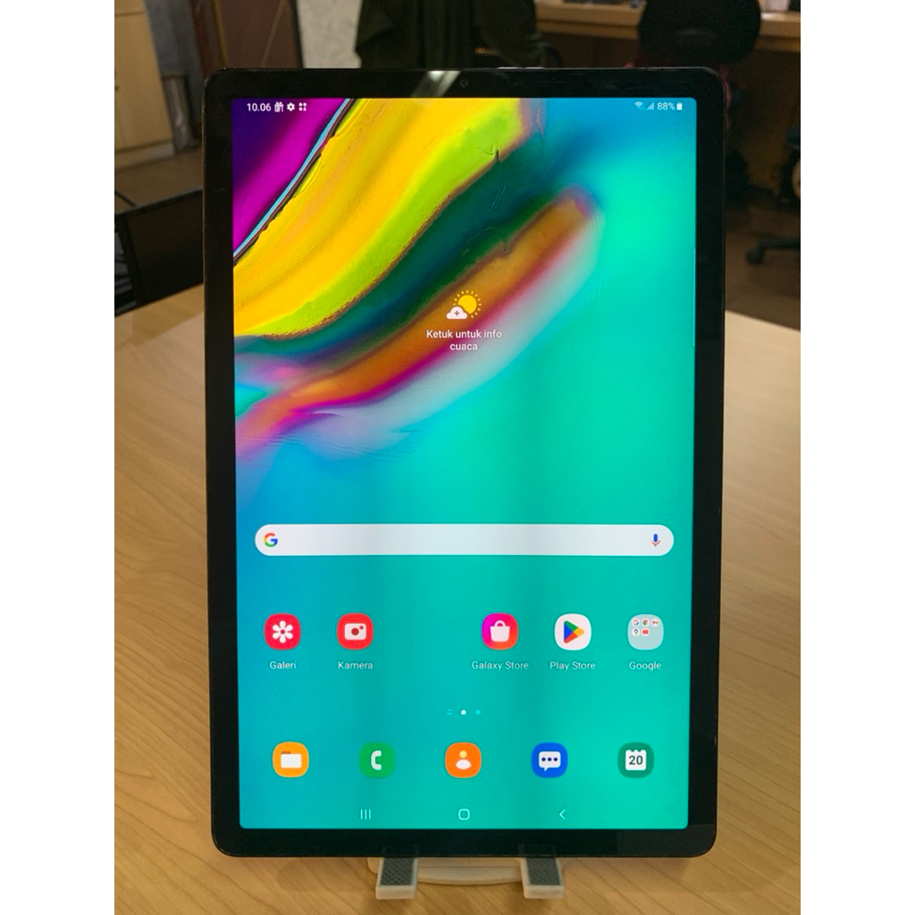(Bekas) Samsung tab S5e 4/64 4G Android 11SM-T725