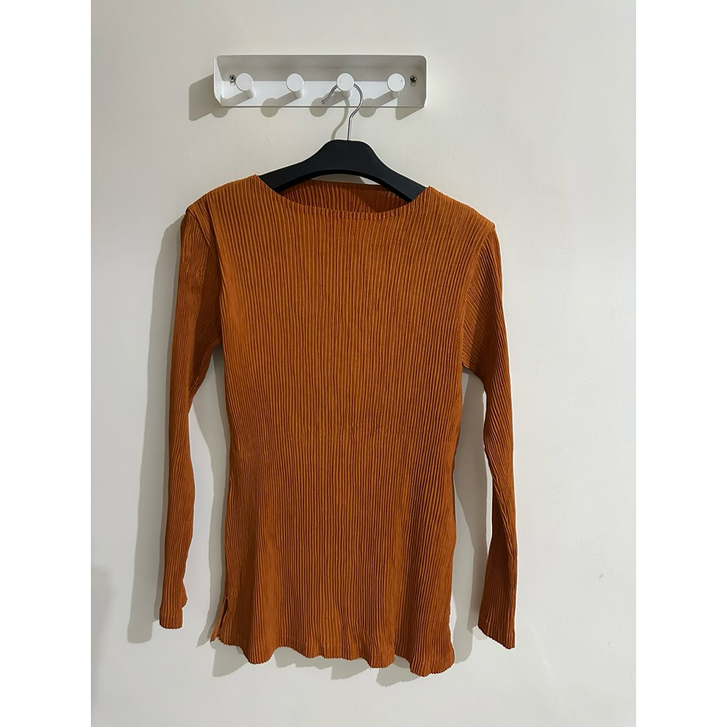 PLEATSME Cinnamon Orange Pleats Long Sleeve Top Pleats Me Minimalist Issey-Style Pleated Shirt Essen