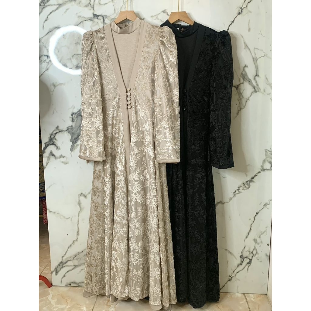 Gamis Bludru