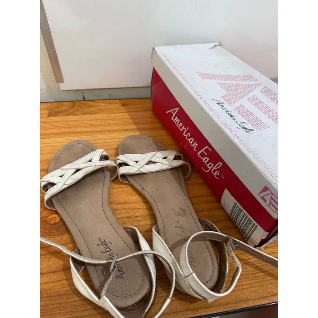 Preloved sandal wanita american eagle