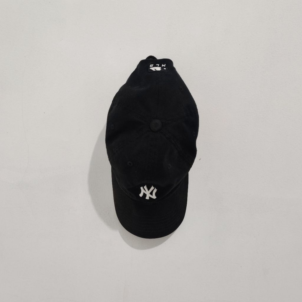 Topi MLB NY small logo second ori setelan (rare item)