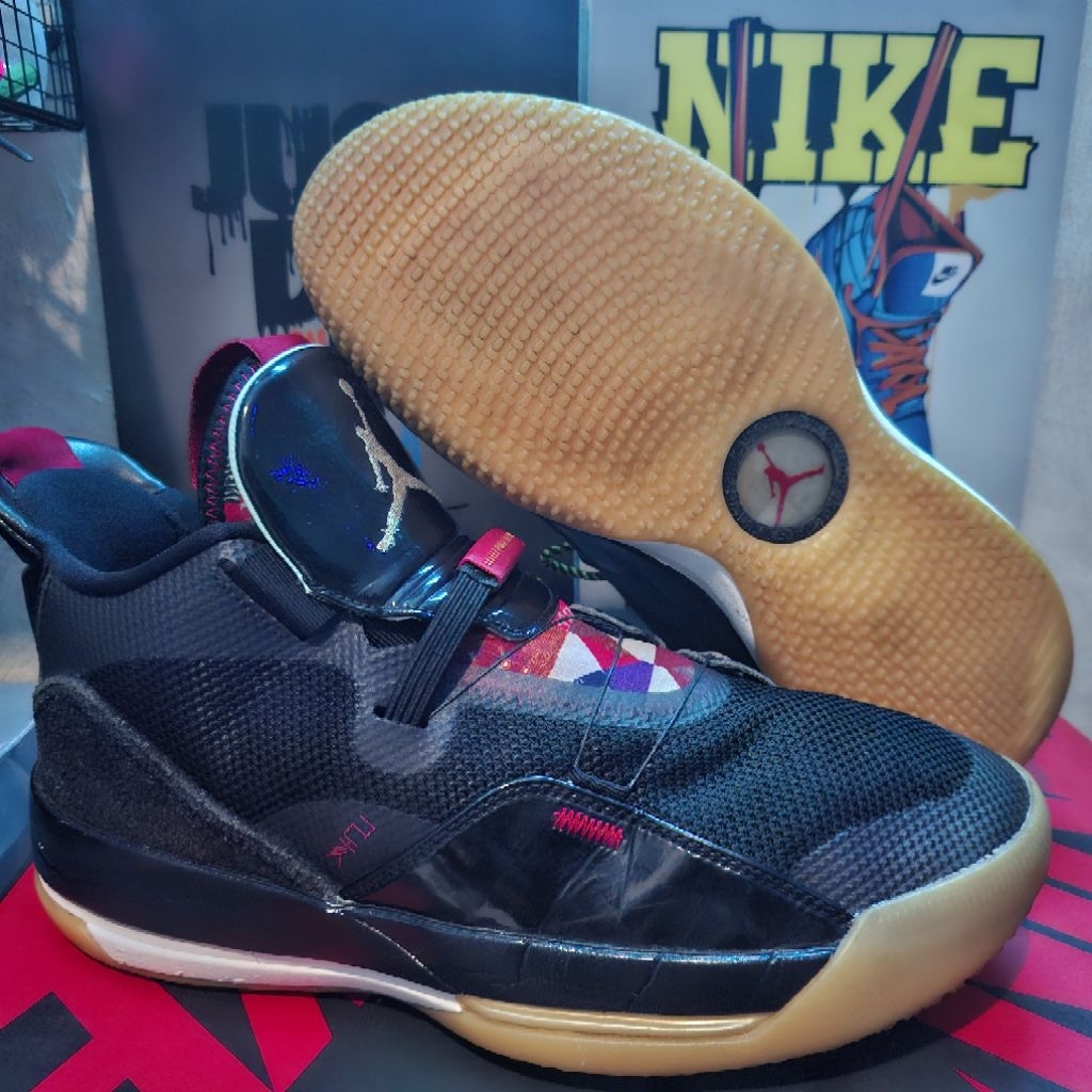 NIKE AIR JORDAN 33