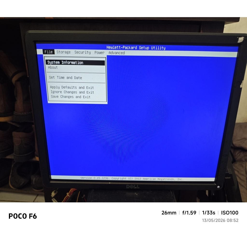 Monitor Lcd 17 inc Kotak Dell Slim Tanpa Kaki