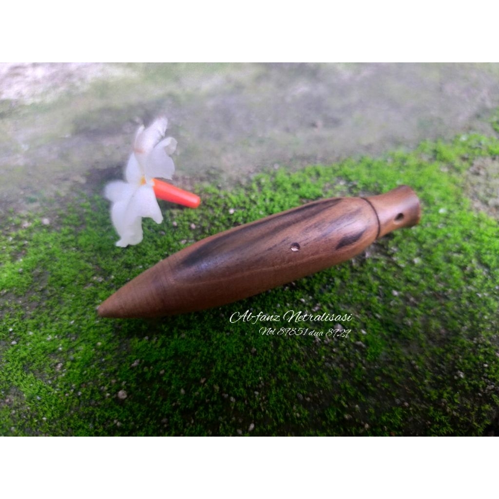 bandul kalung galih kantil bunga merah merapi mati Ngurak tindik emas dan batu MG