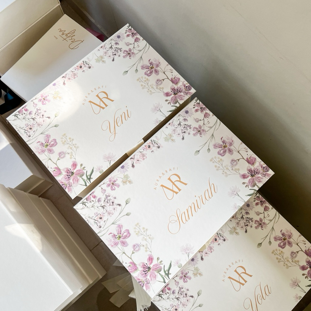 hardbox custom desain | box bridesmaid | gift box | kotak kado | hadiah ekslusif | rigid box | kemas