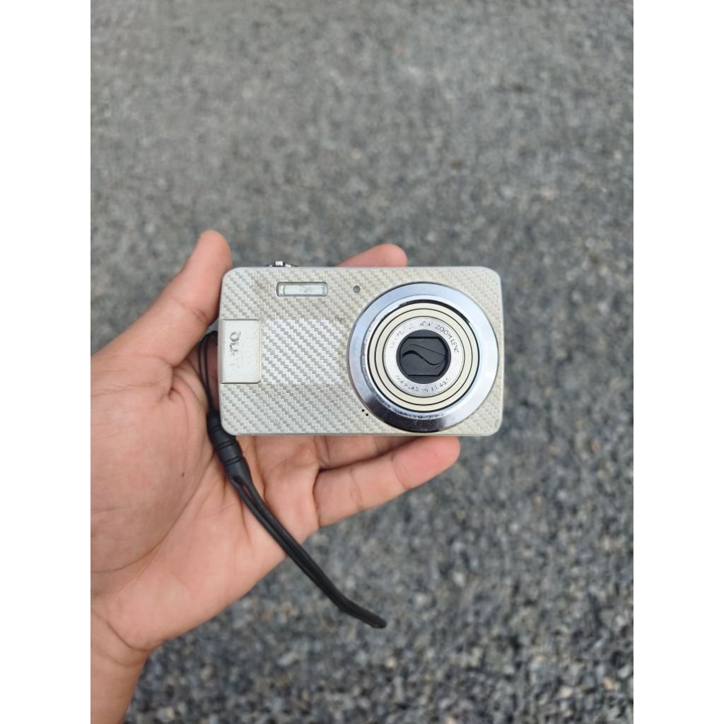 Digicam BenQ AE-100