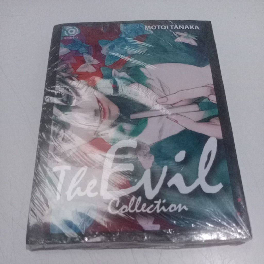 Komik The Evil Collection
