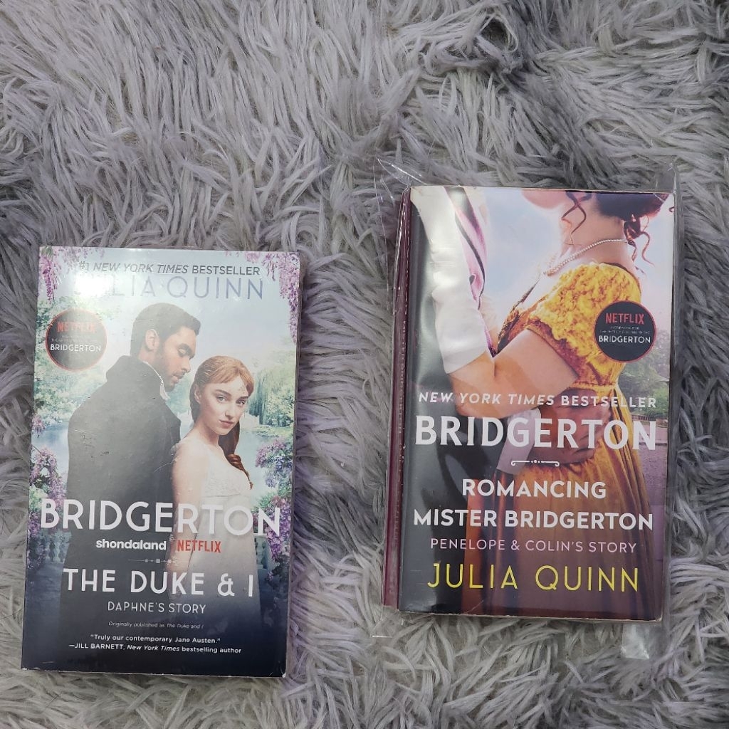 Preloved Novel Bridgerton Julia Quinn The Duke & I & Romancing Mister Bridgerton English Original