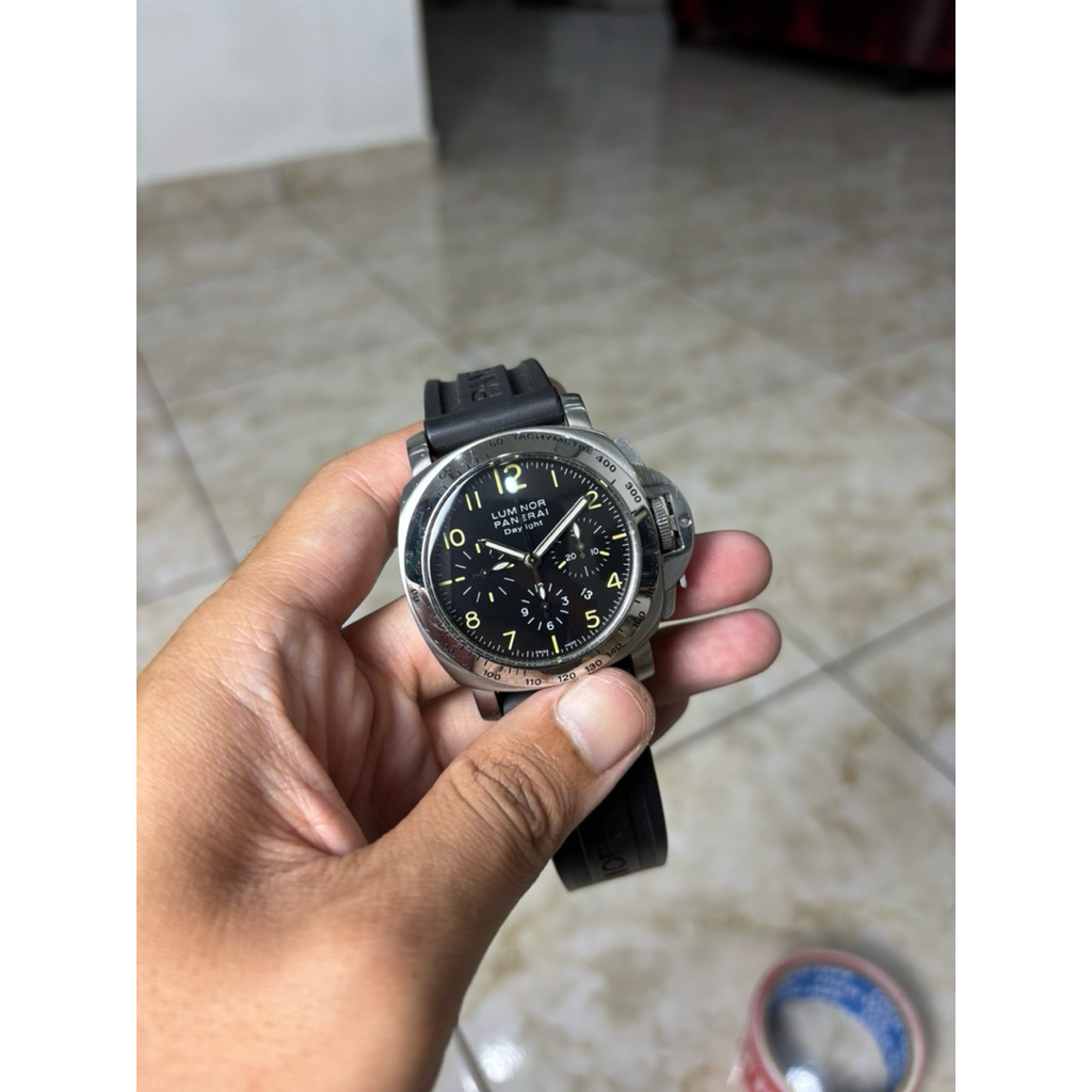 Jam Tangan Panerai Luminor Daylight Pam 196 automatic