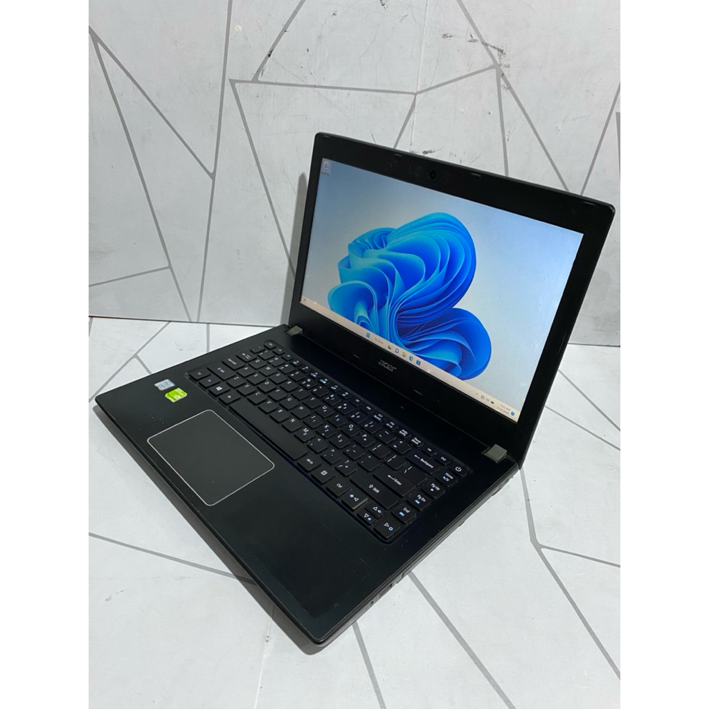Acer E5 475G Intel i5 7200U Ram 4Gb SSD 128Gb Nvidia 930MX 14inch