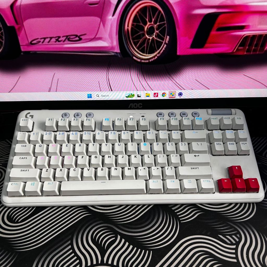 Logitech G713 Wireless gaming keyboard Second