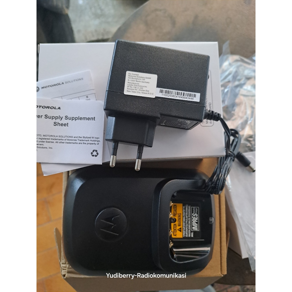Charger Motorola Apx1000 Casan Ht Motorola Ats2500i Mangkok desktop Ht Motorola Xir 8668 Impress