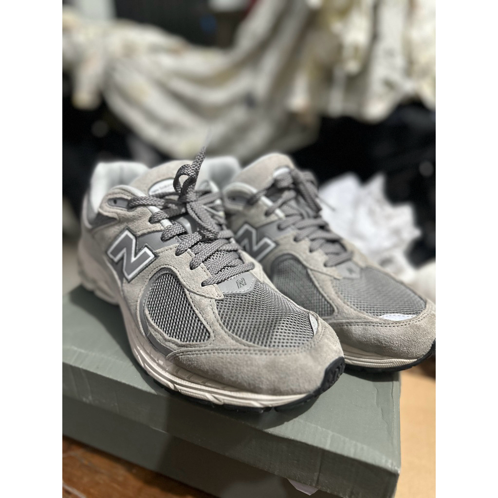 NB 2002R Marble Grey
