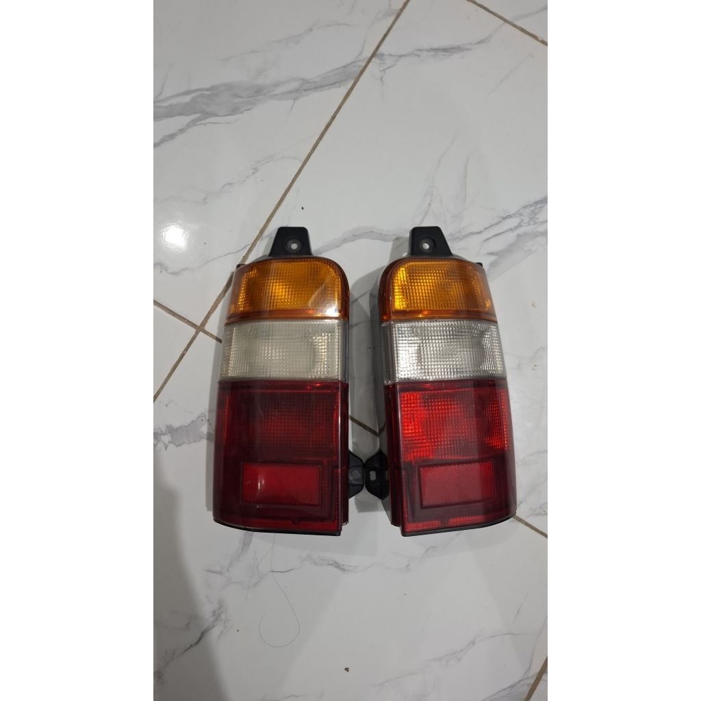Stoplamp Kijang Kapsul 97 DMAC