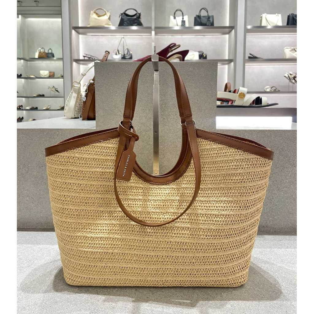 Tas wanita tote bag Charles & Keith original