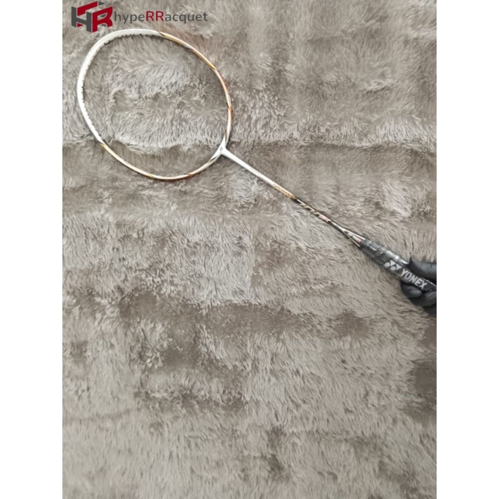 RAKET BADMINTON YONEX NANORAY 700 FX