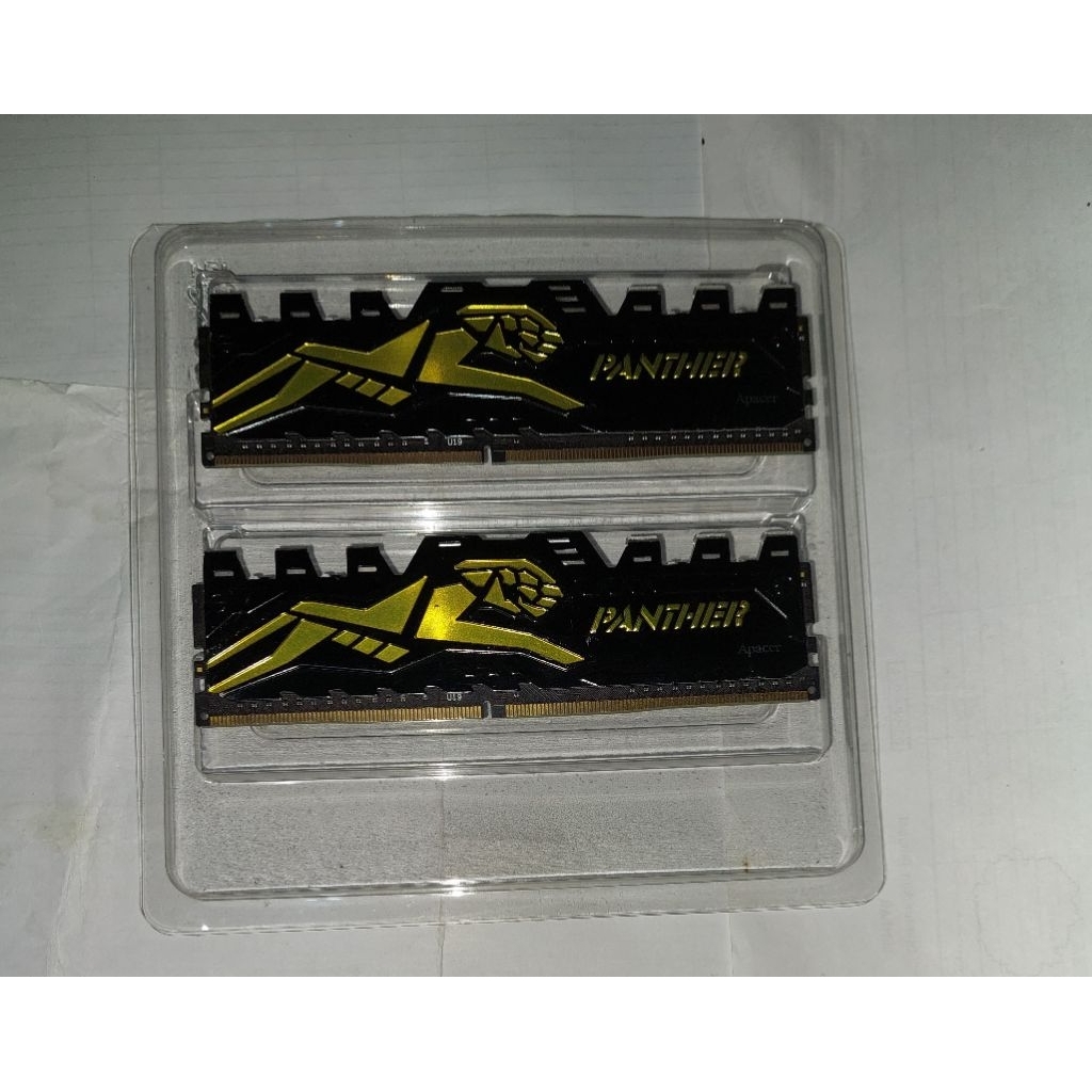 RAM APACER PANTHER DDR4 8GB (2X4GB) 2400MHZ