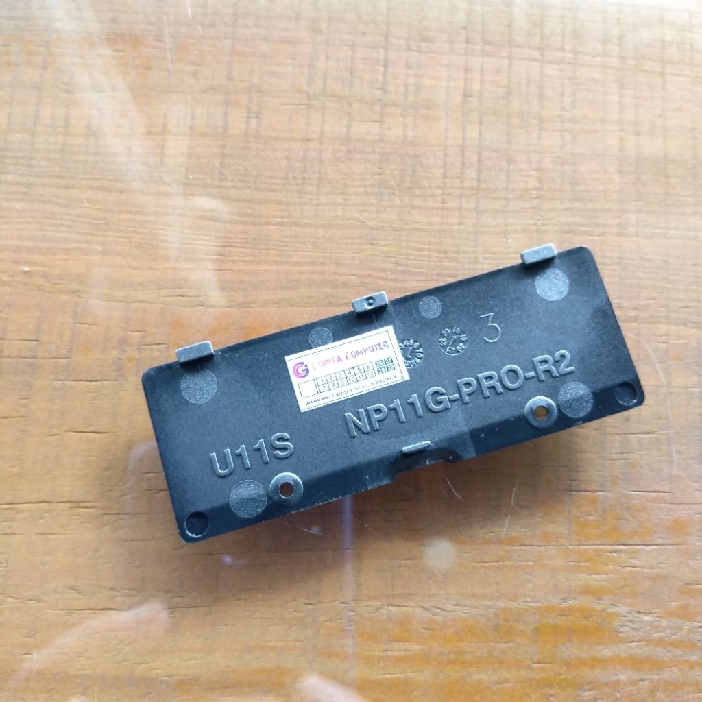tutup SSD laptop Axioo mybook slimbook 14 R3