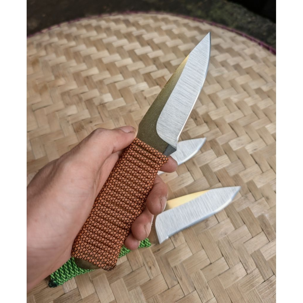 pisai bushcraft d2 steel