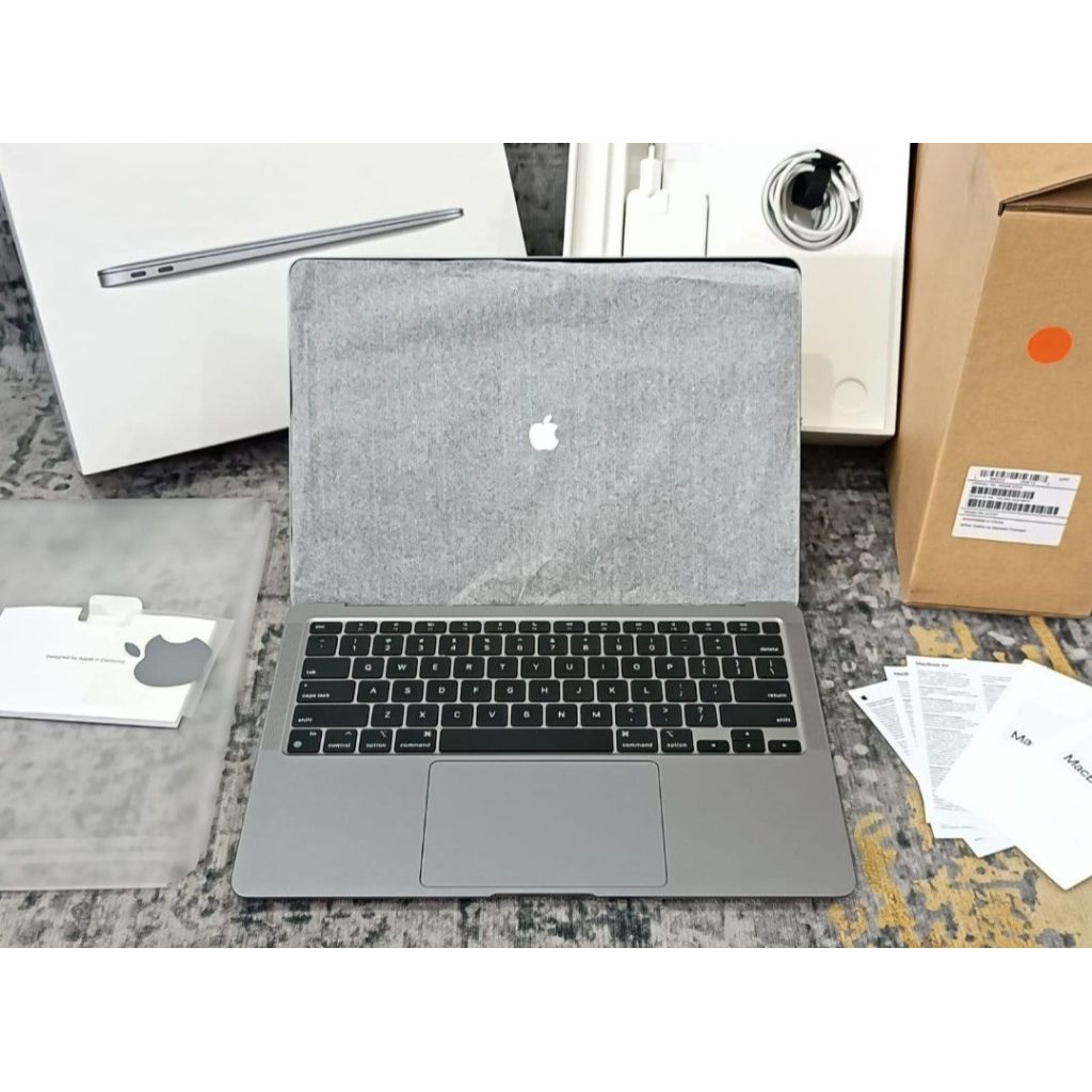 Macbook Air m1 8/256 Fullset Ibox Like New