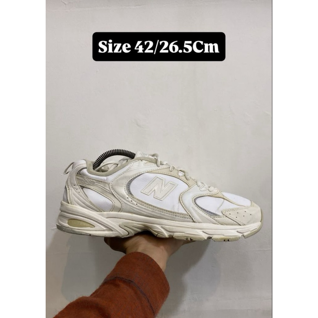 NEW BALANCE 530 white size 42 (original second)