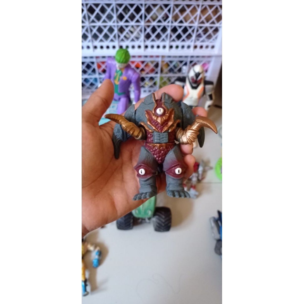 Figure - Kaiju Original BANDAI (Preloved)