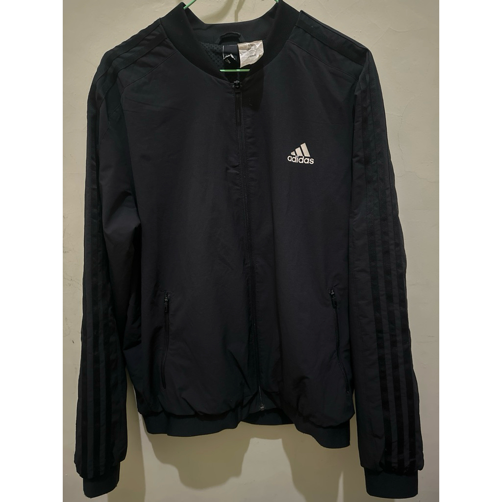 Jaket bomber adidas black on black