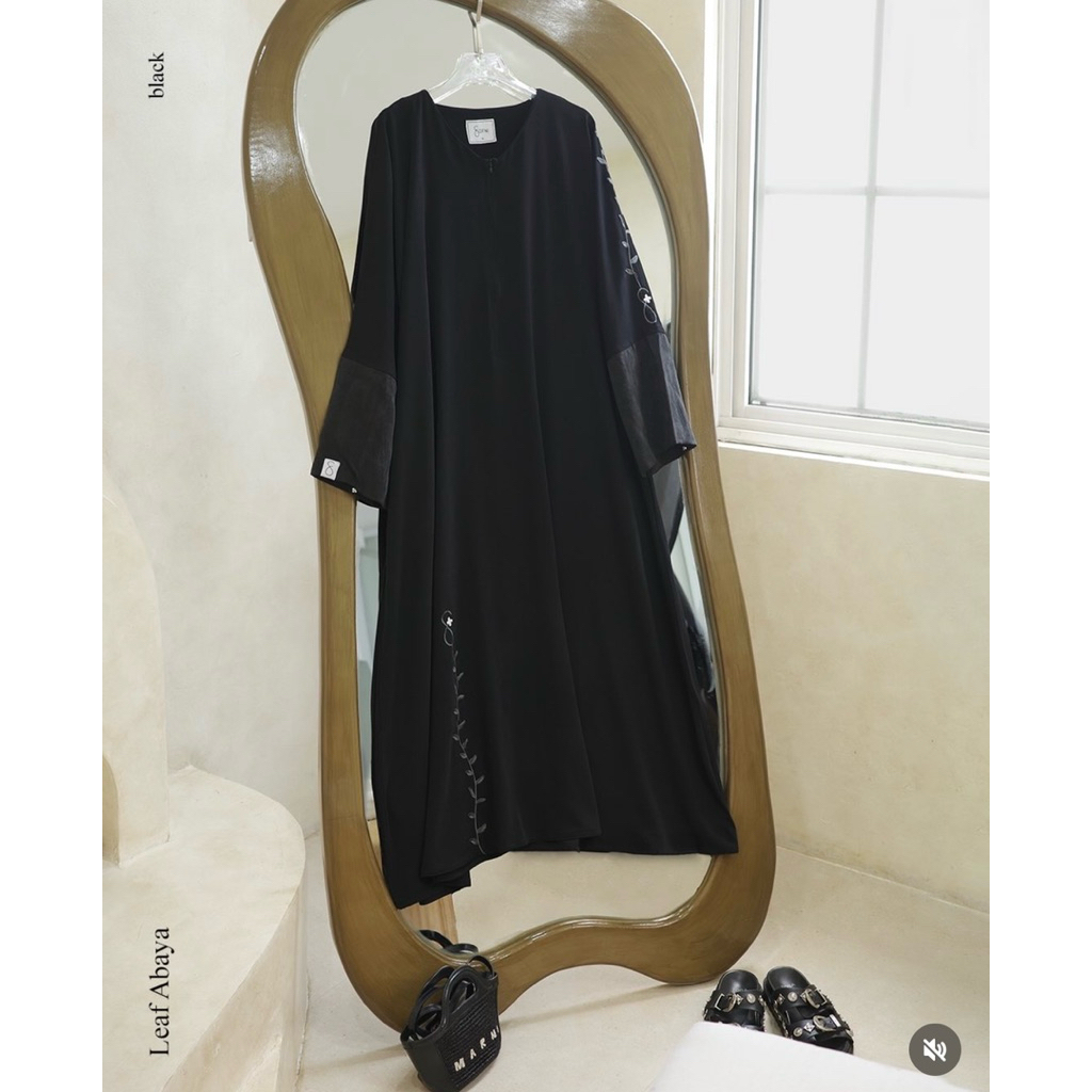 PRELOVED- Sofni size XXL warna hitam (Abaya ONLY)