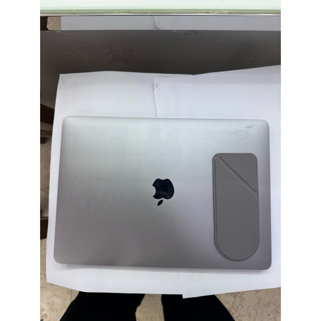 MACBOOK PRO 2017 13" ram 16/512GB 3.5ghz intel core i7 touchbar bekas second original