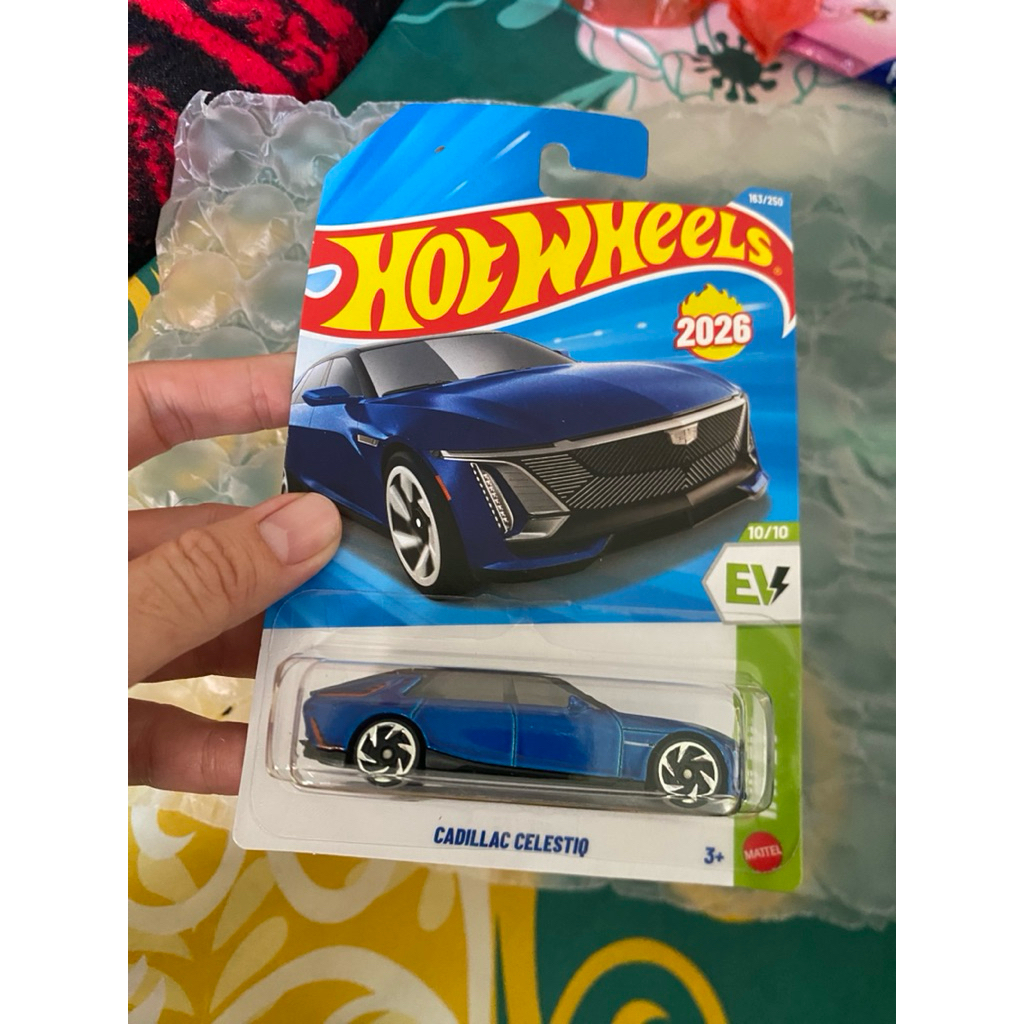 hot wheels cadillac celestiq