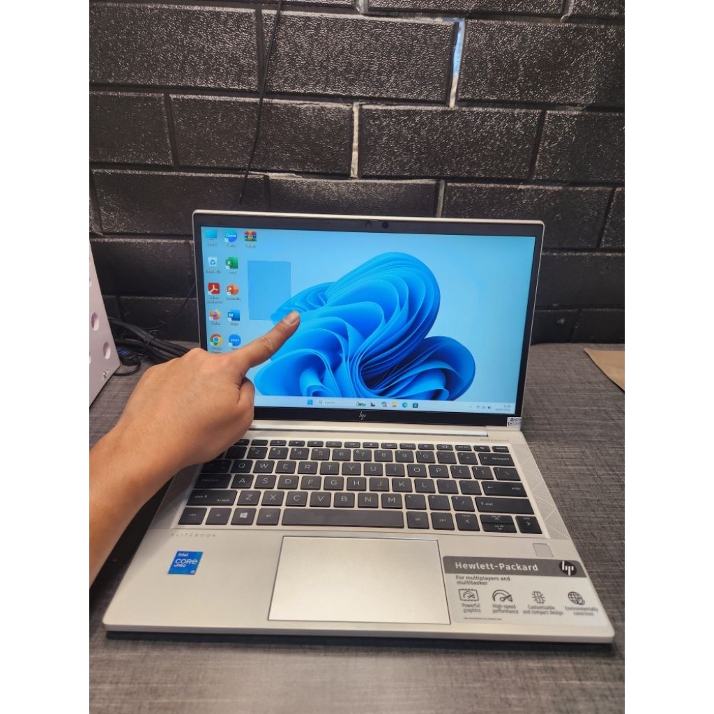 Hp Elitebook 830 G8 Touchscreen Core i5 1145G7 (11th Gen) Ram 16GB Ssd 512GB Layar 13in Ips Full HD 