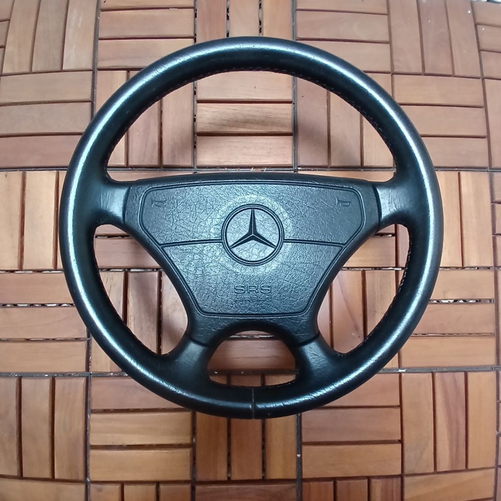 W124 Sportline Steering Wheel Mercedes Benz