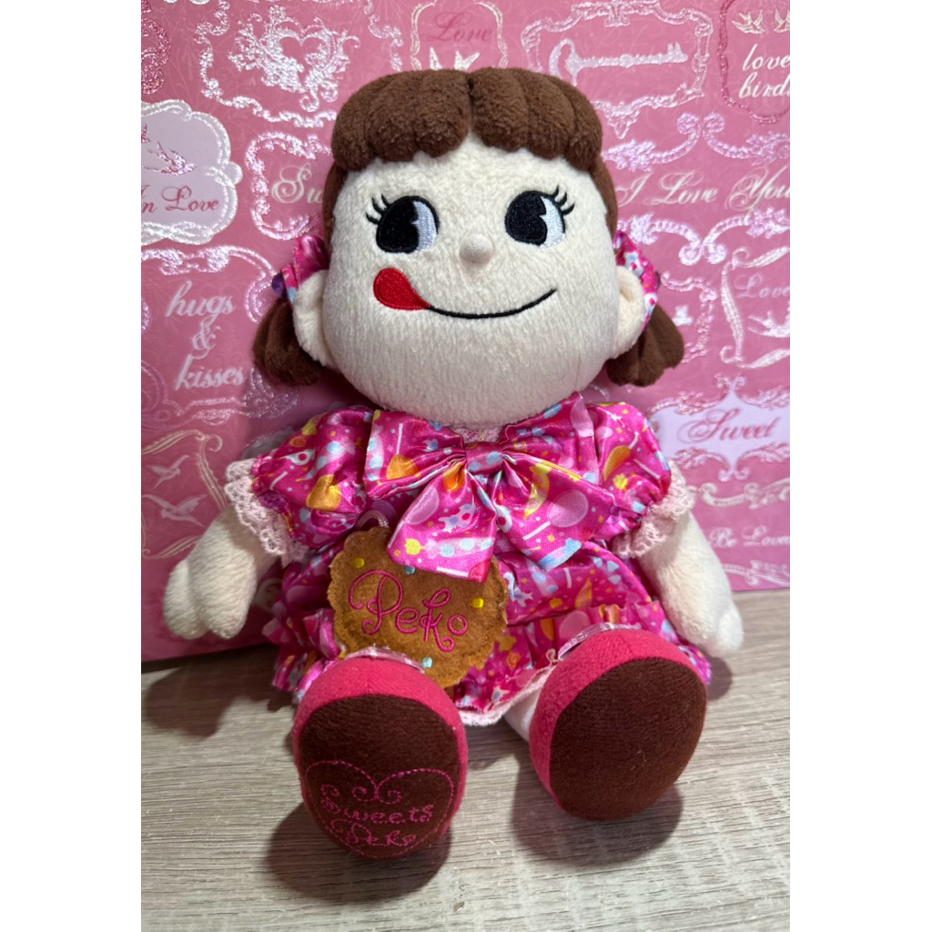 (YOSHITOKU) Boneka Peko Pink Dress Doll Fujiya Japan