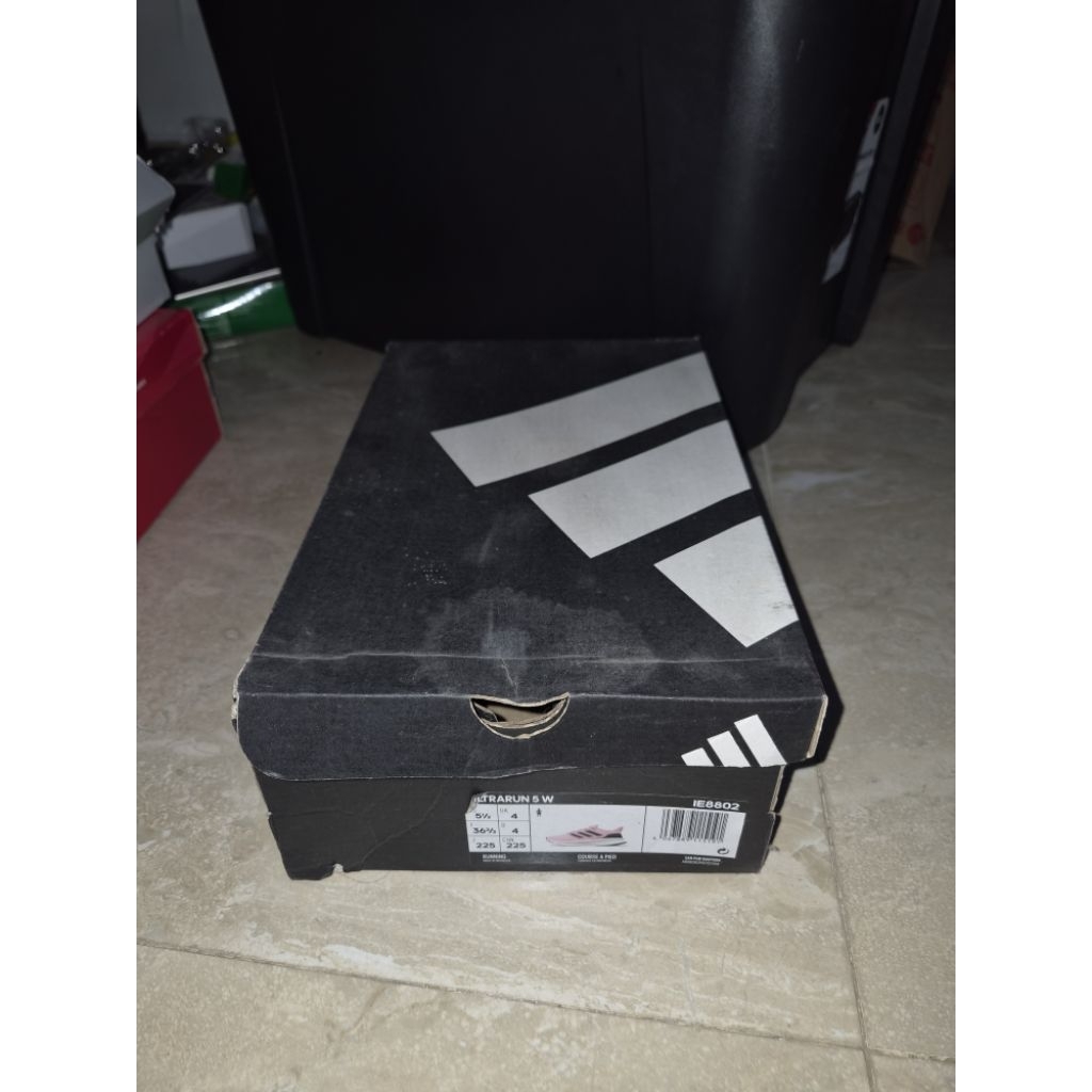 Kardus Bekas Sepatu Box Sepatu Nike