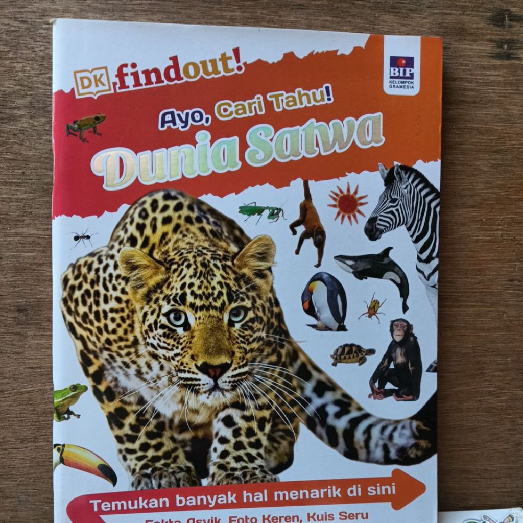 Buku Dunia Satwa