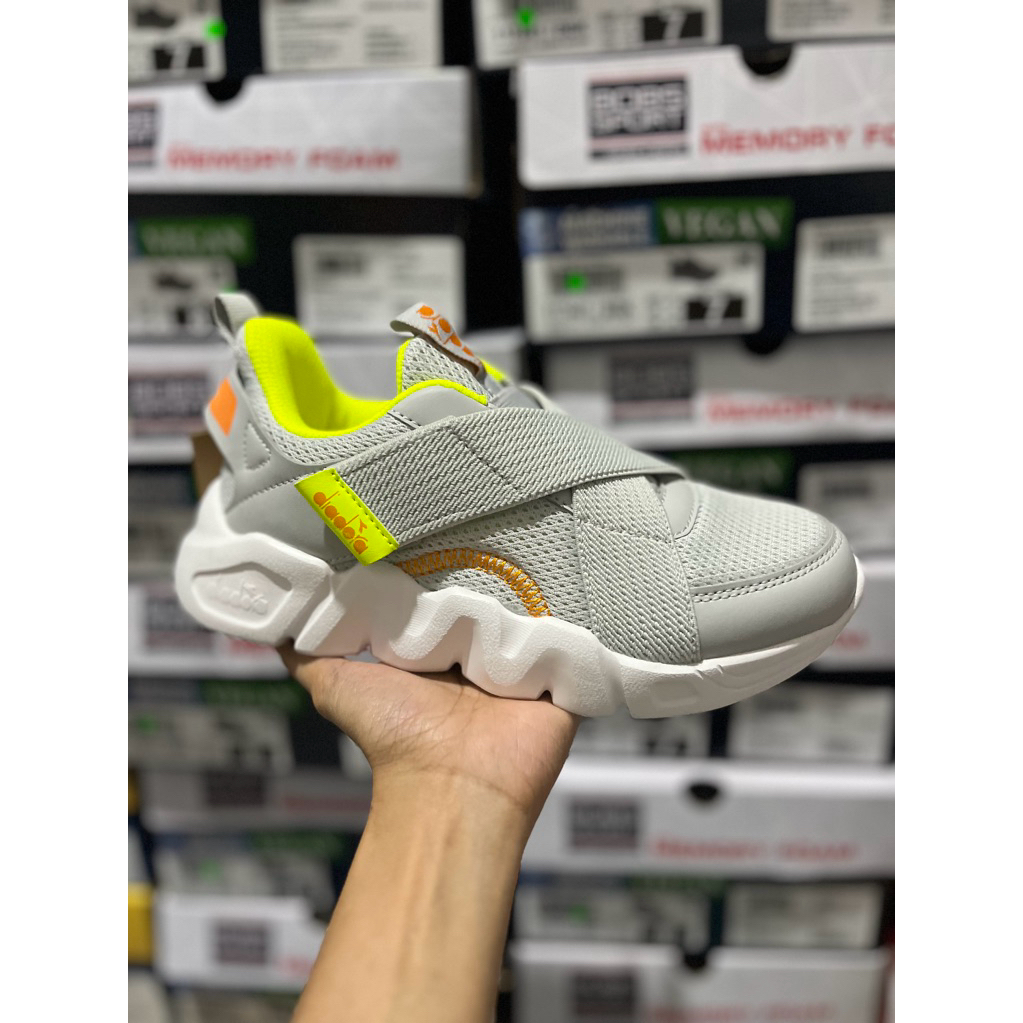 SEPATU DIADORA KIDSS SEPATU DIADORA ANAK