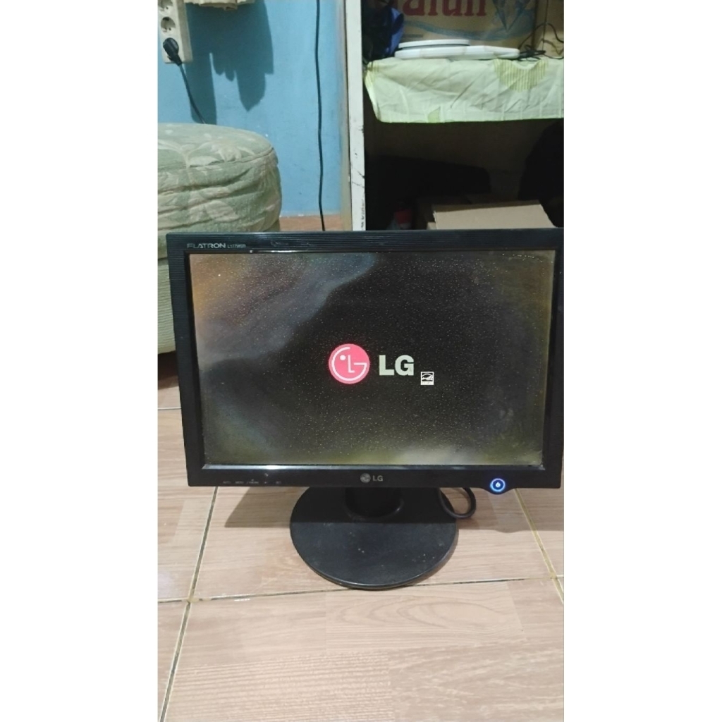 Monitor LG Flatron Bekas