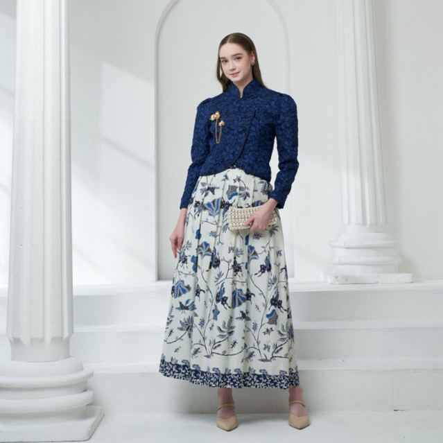 Kebaya Wanita Croptop Navy / Set Navy Putih Janggan / Kebaya Janggan Croptop Wisuda Modern