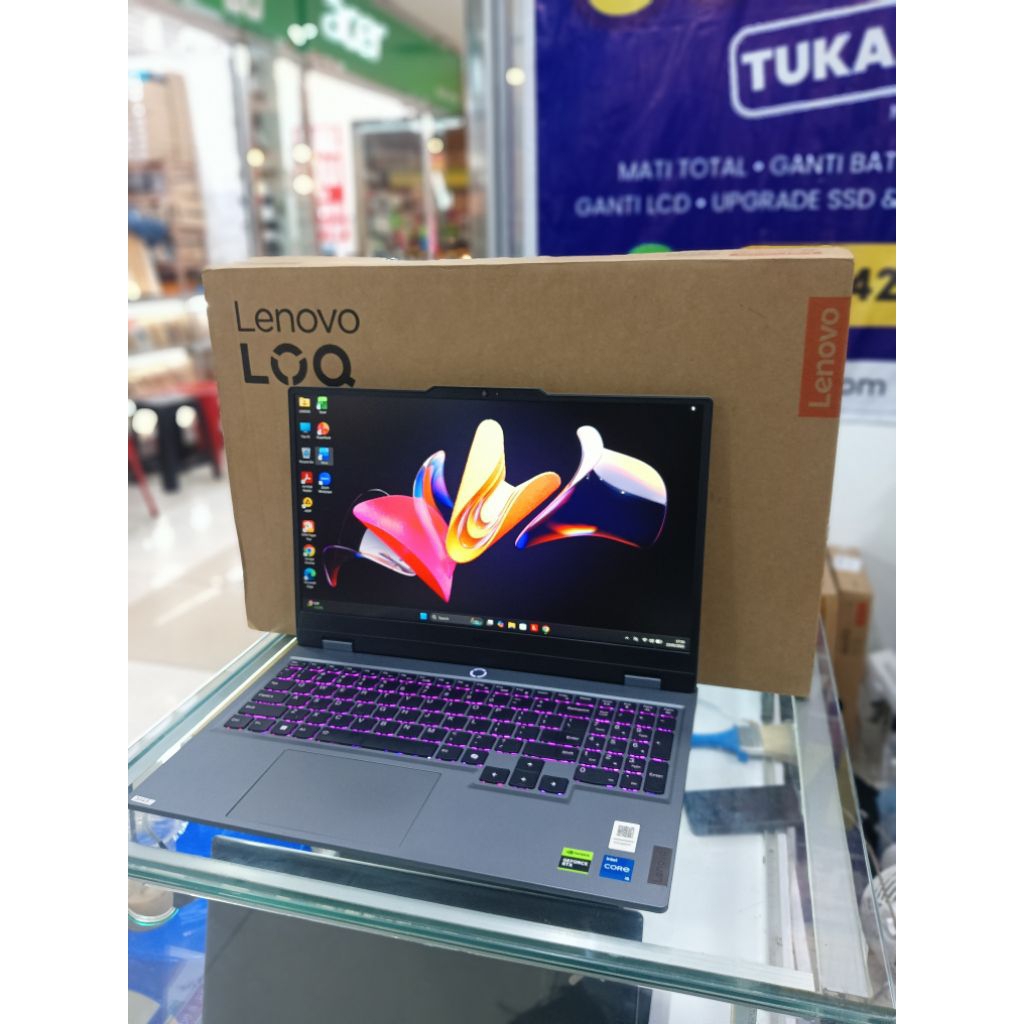 Lenovo Gaming LOQ 15IRX9 Core i5-13450H Ram 16GB SSD 512GB RTX3050 6GB Layar 15.6" FHD 100% sRGB Win
