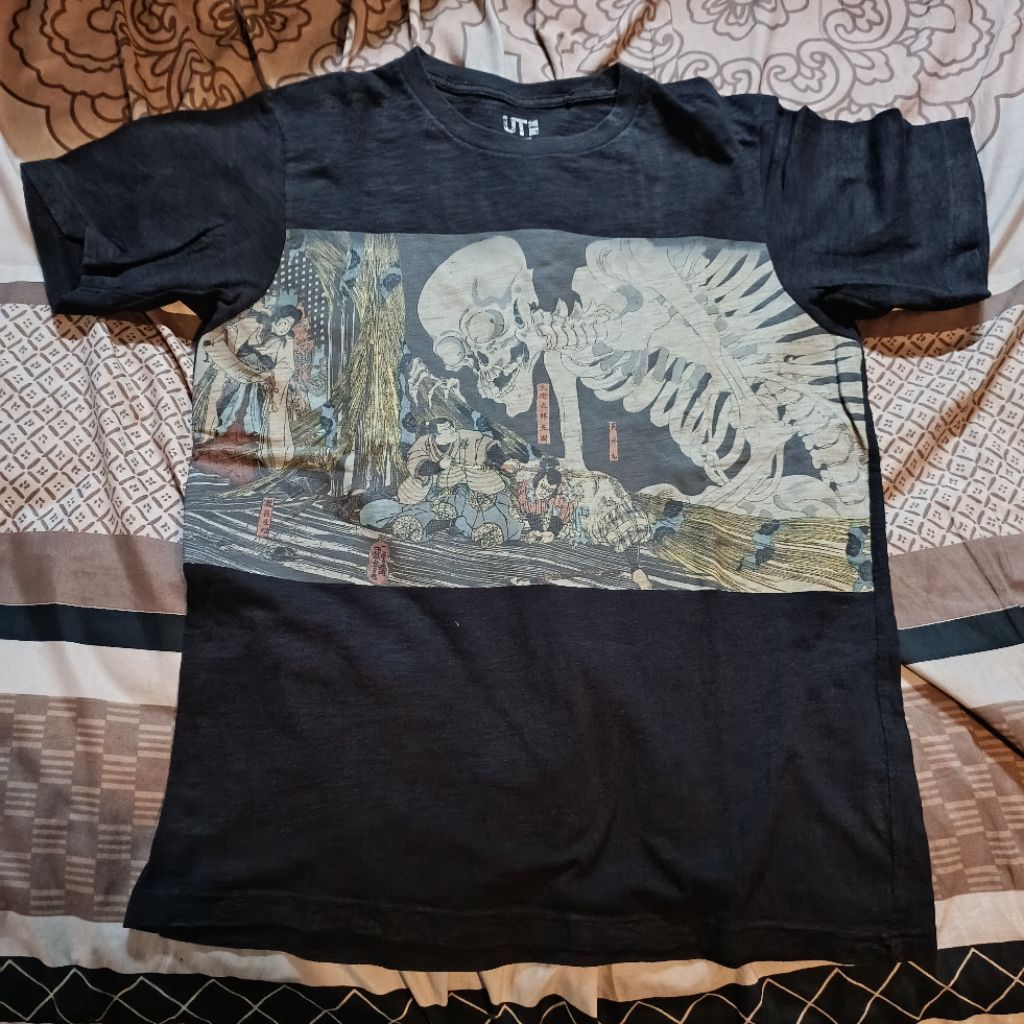 [Preloved] Uniqlo Ukiyo e T-Shirt L