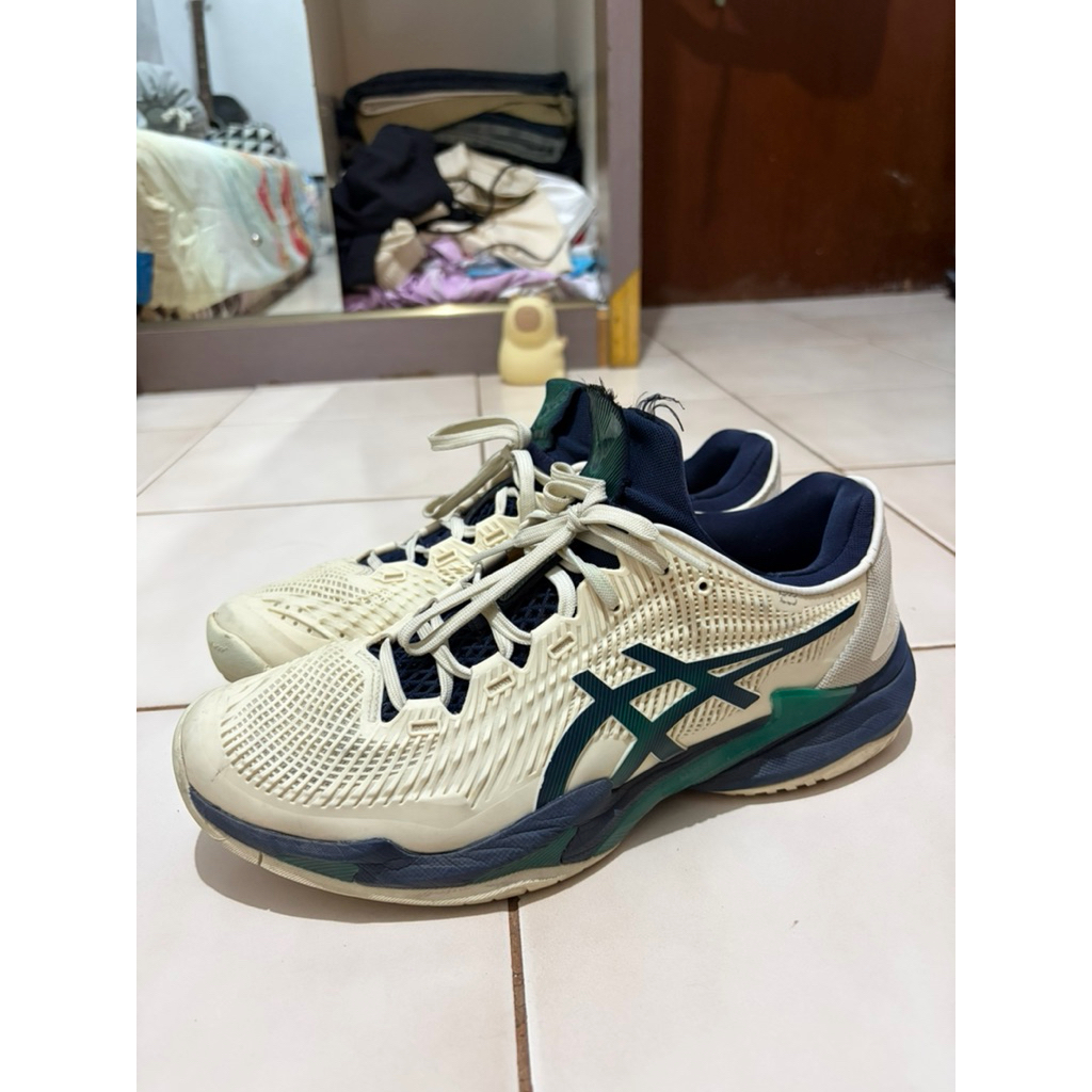 Sepatu tennis padel asics court ff 3 cream jasper green