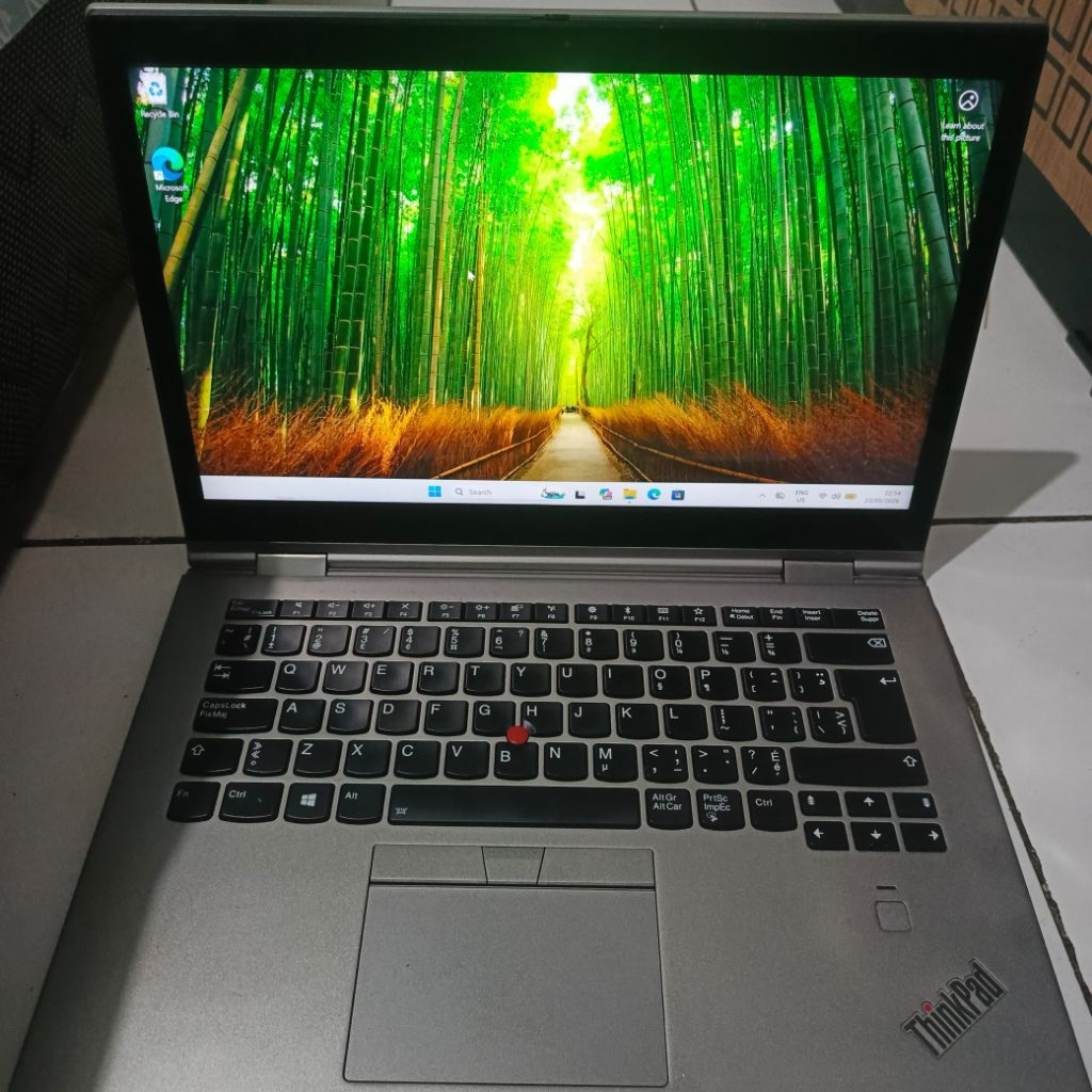 (SECOND) LENOVO THINKPAD YOGA i5 GEN 8 TOUCHSCREEN 2 IN 1