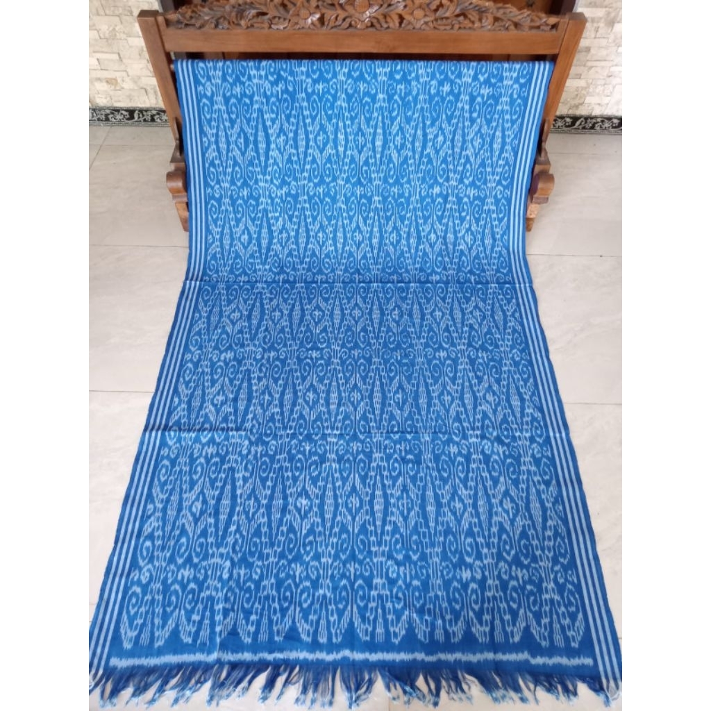 kain tenun blanket kalimantan etnik