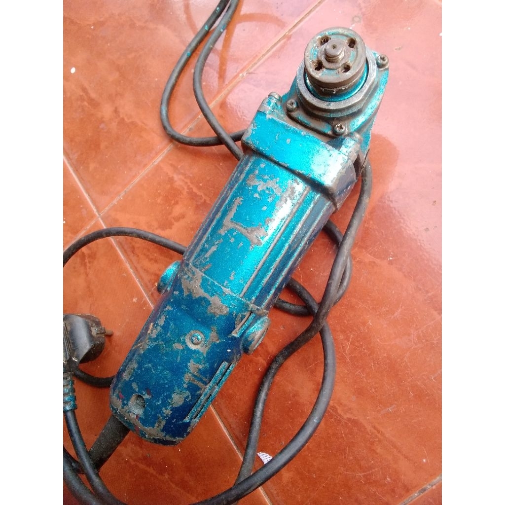 gerinda 4 inch hitachi g10sb1 bekas
