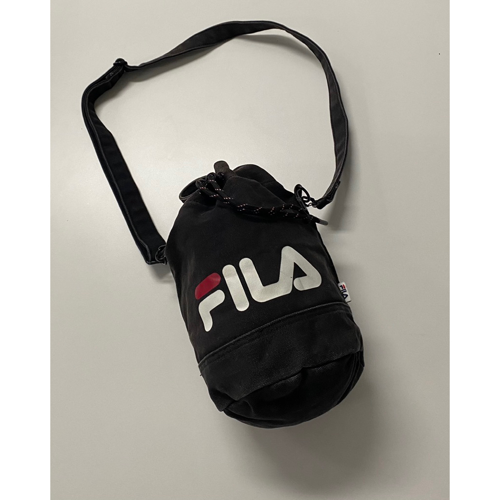 FILA DENIM WASH BUCKET BAG