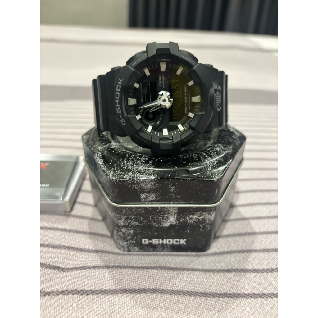G-SHOCK GA-700