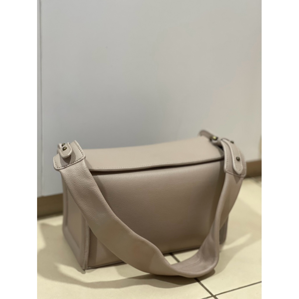 Purotti Marlyn preloved lightly used