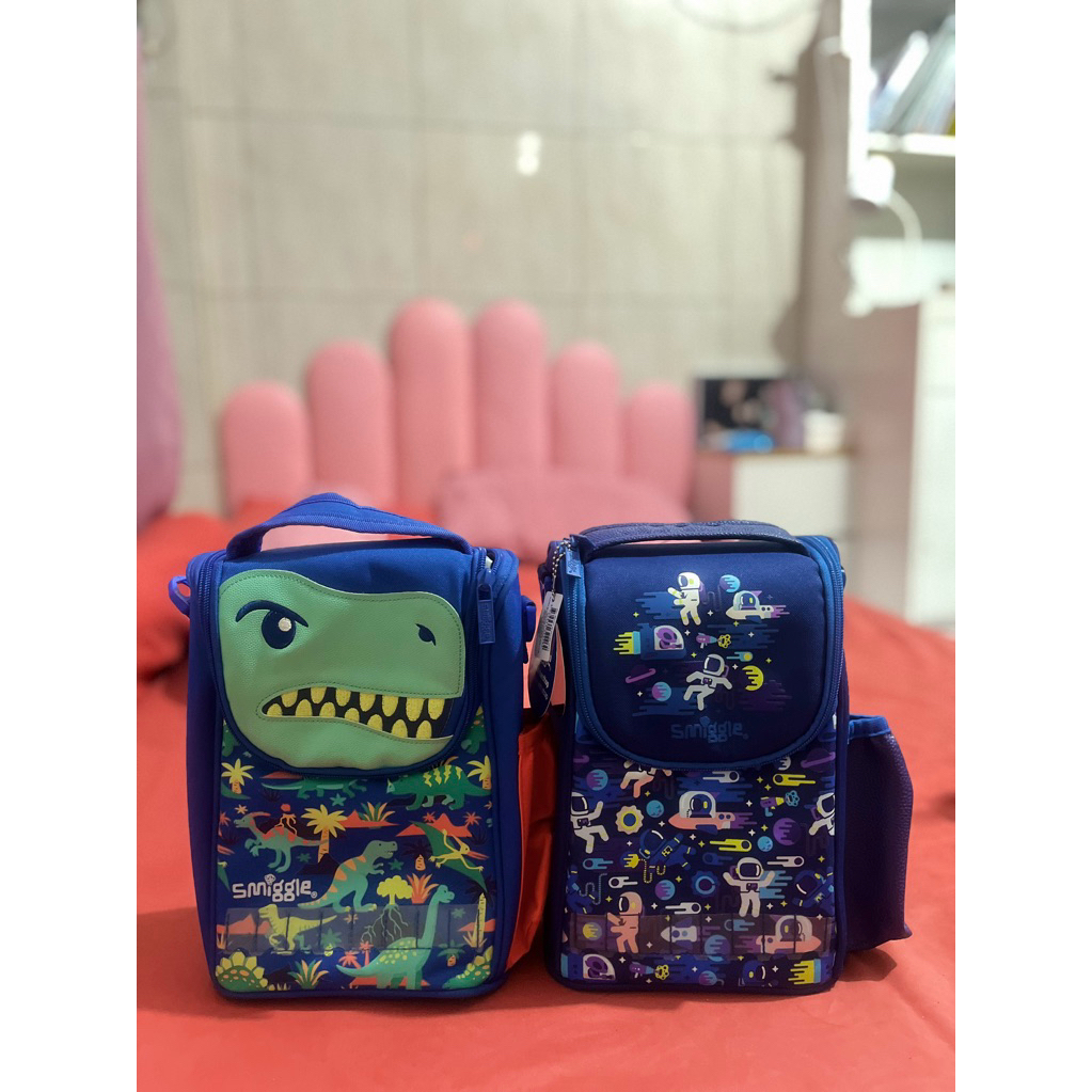 smiggle lunchbag