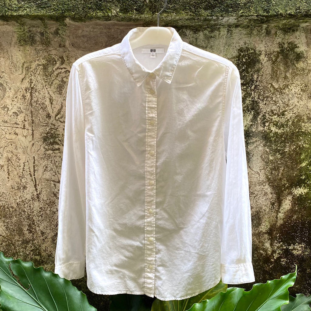 Uniqlo White Fine Cotton Long Sleeve Shirt scnd prlvd original Kemeja Putih Wanita